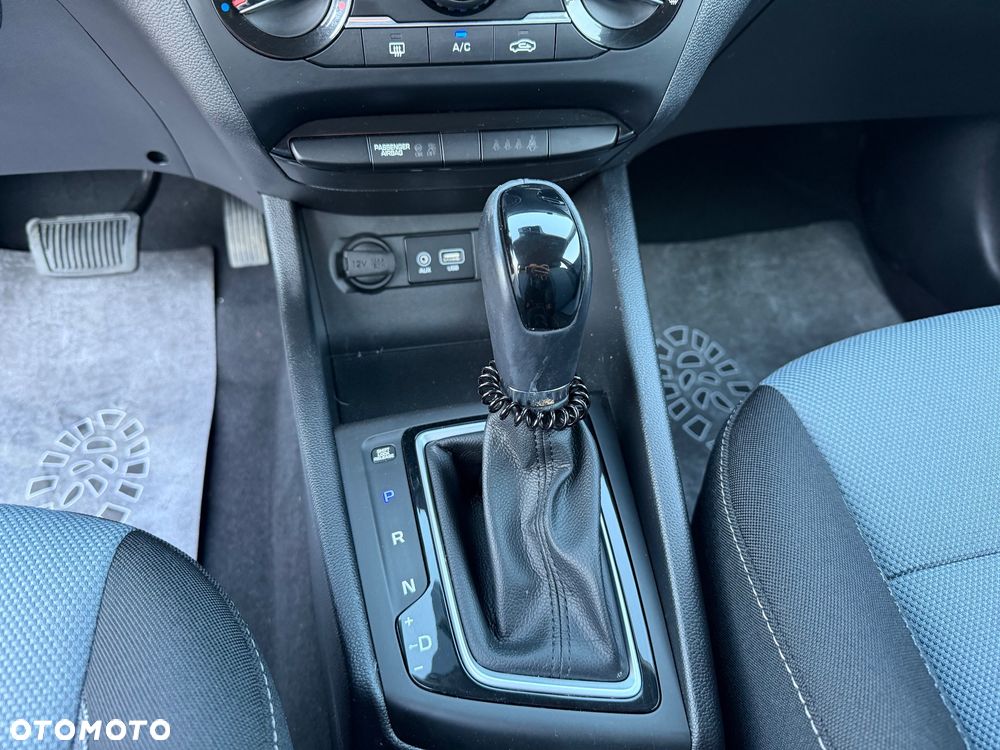 Hyundai i20 1.4 Comfort EU5 - 15