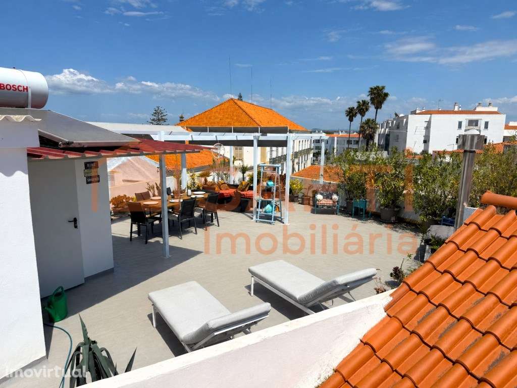 Apartamento T3 + Rooftop em Lagoa - Grande imagem: 4/41