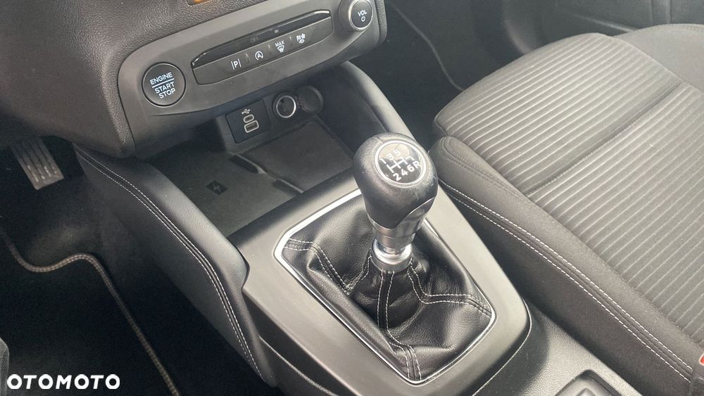 Ford Focus 1.0 EcoBoost mHEV Titanium X - 18