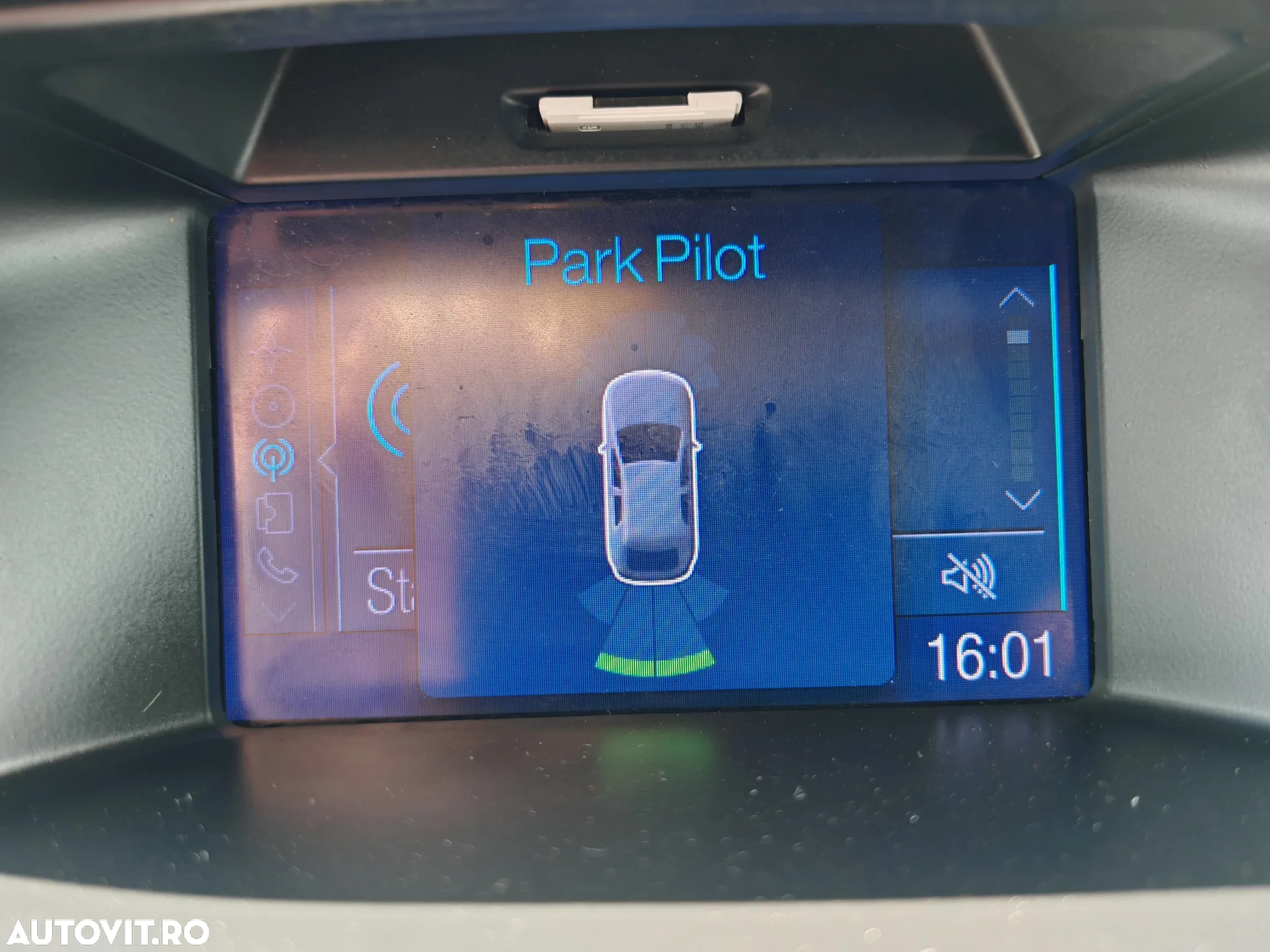 Ford Focus 2.0 TDCI DPF Titanium - 25