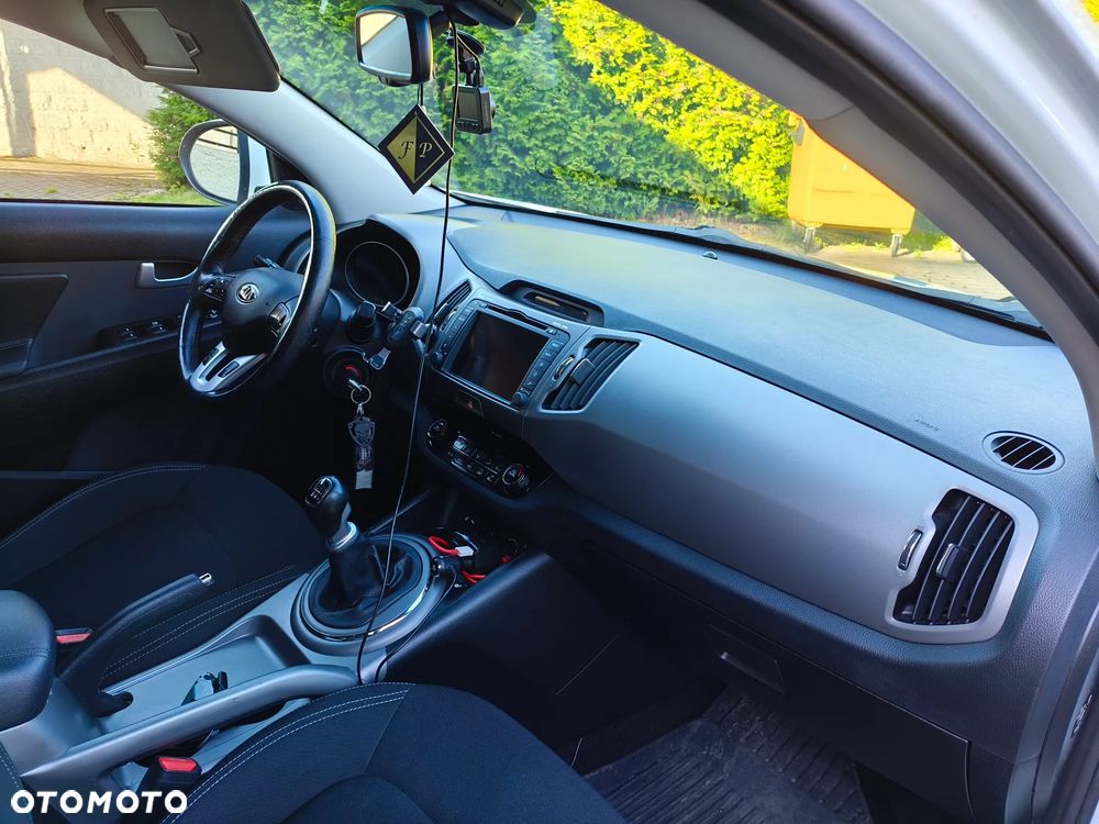 Kia Sportage 2.0 CRDI 4WD Dream-Team Edition - 7