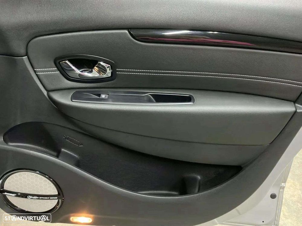 Renault Scénic - 21