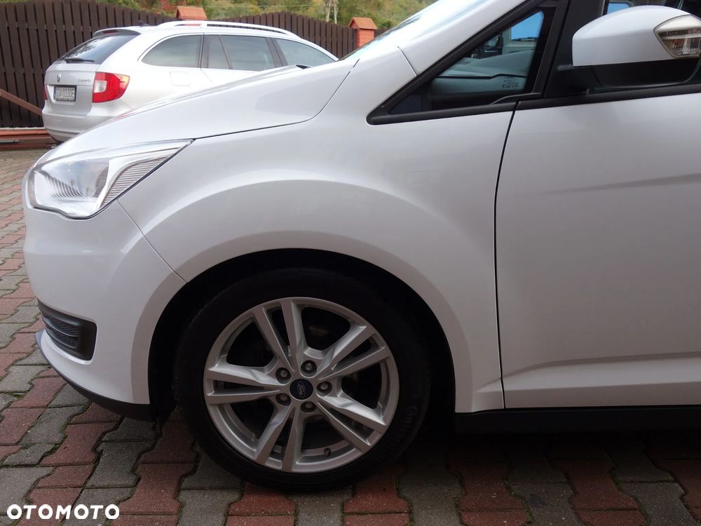 Ford C-MAX 1.5 TDCi Titanium - 4