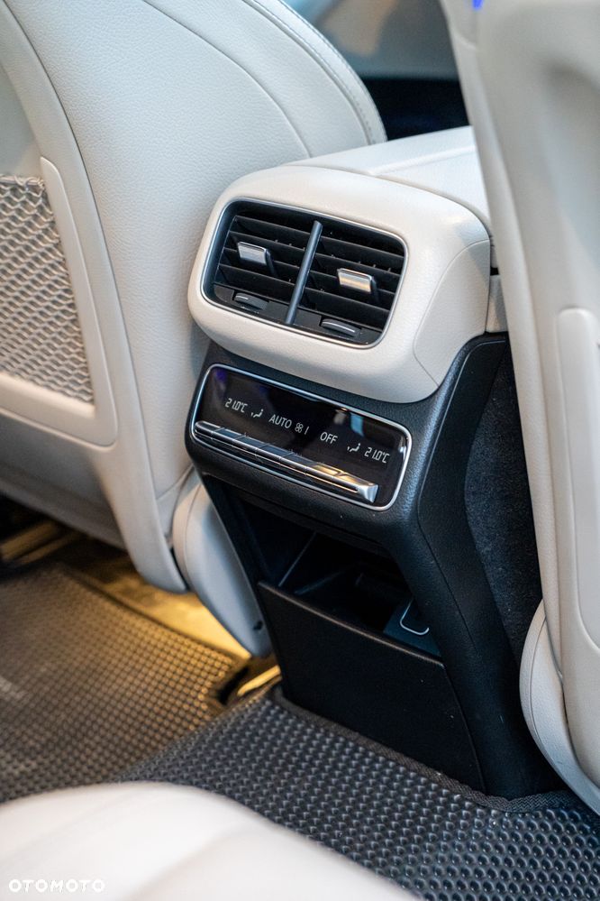 Mercedes-Benz GLE - 21