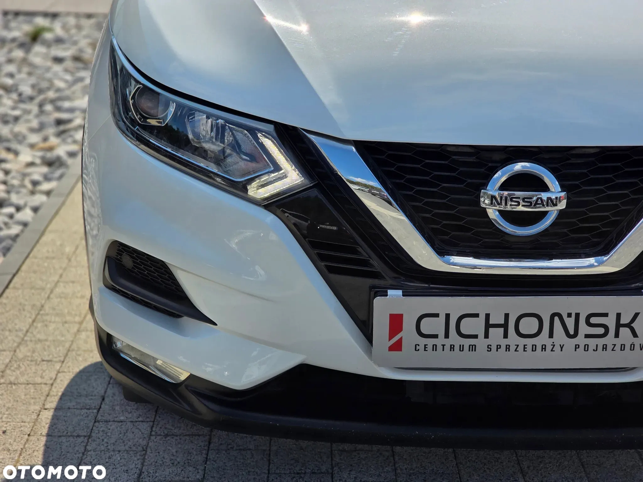 Nissan Qashqai 1.3 DIG-T N-Connecta - 17