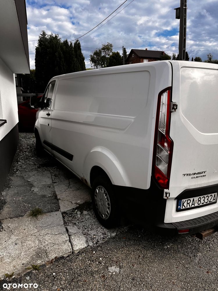 Ford TRANSIT CUSTOM - 3