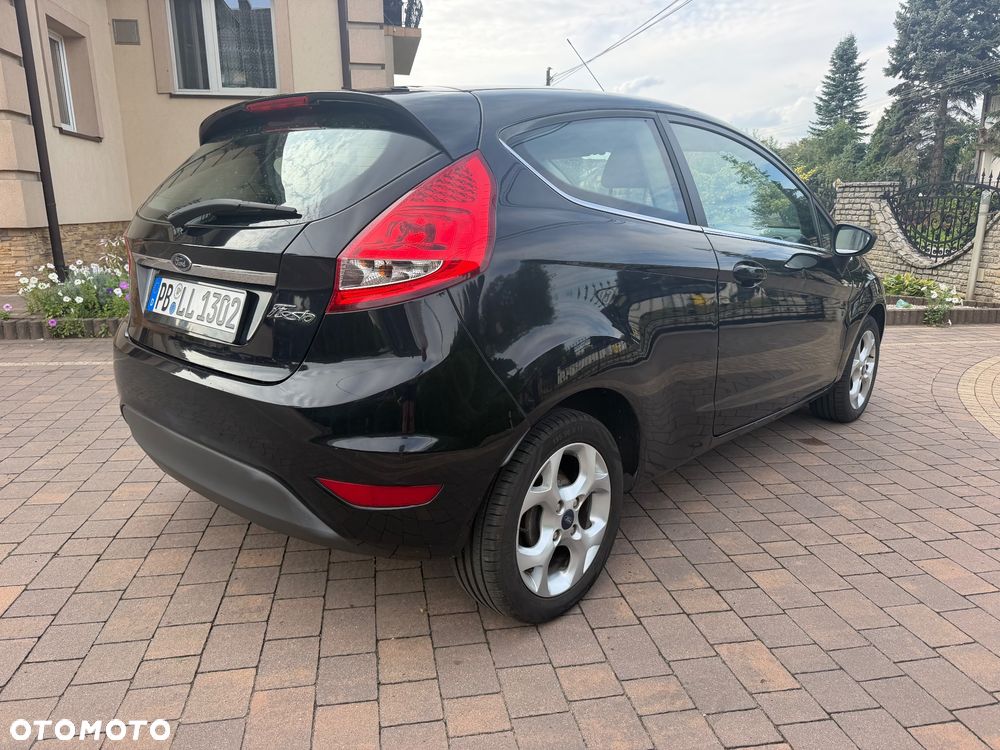 Ford Fiesta 1.4 Titanium - 18