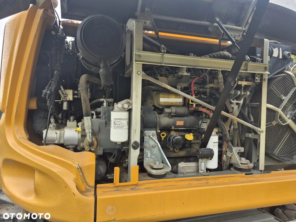 Liebherr A912 - 18