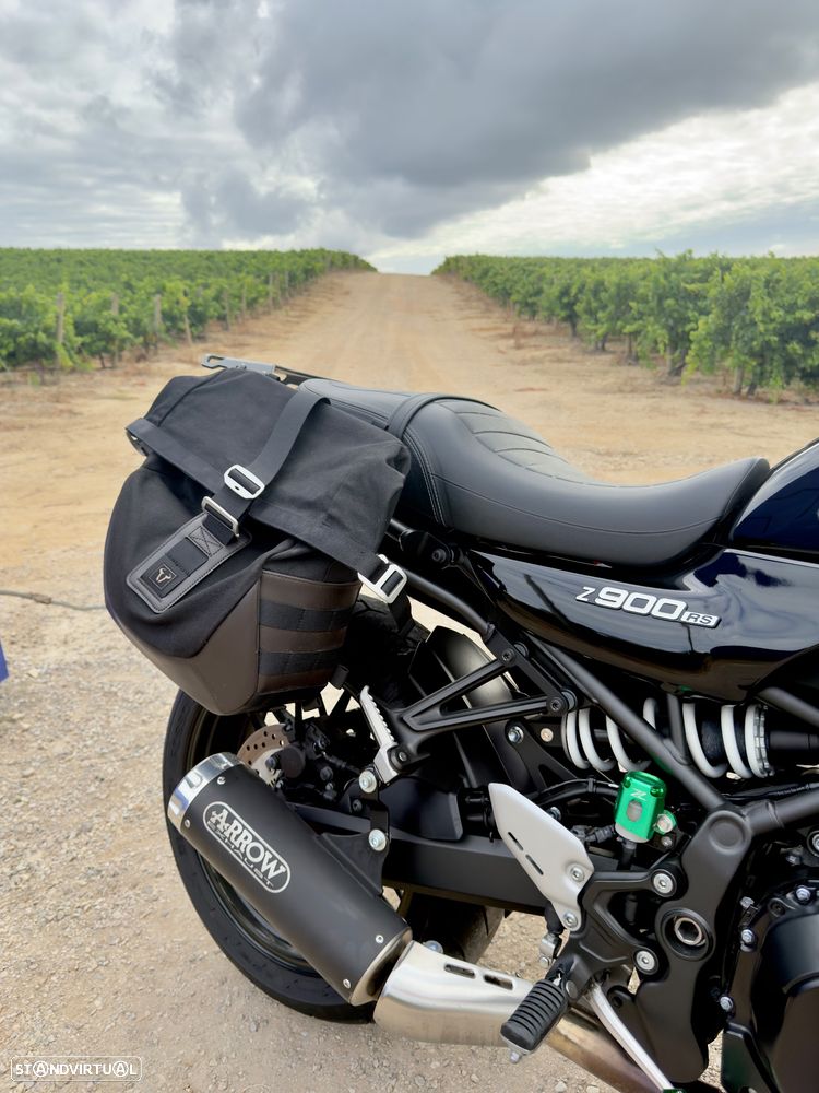 Kawasaki Z 900 RS - 7