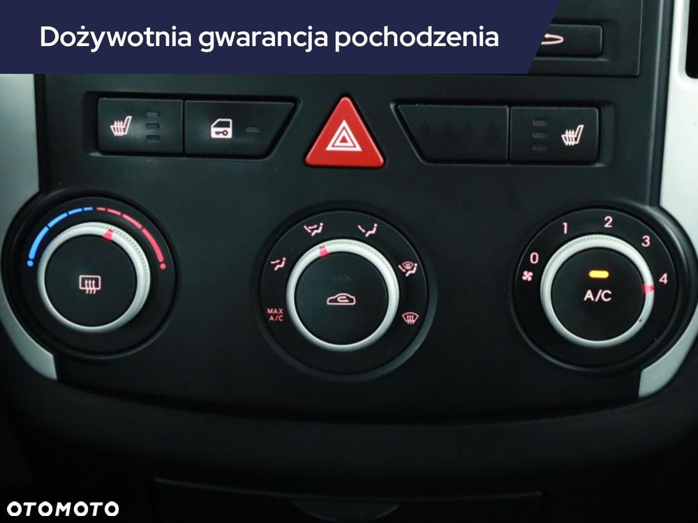Kia Ceed - 13