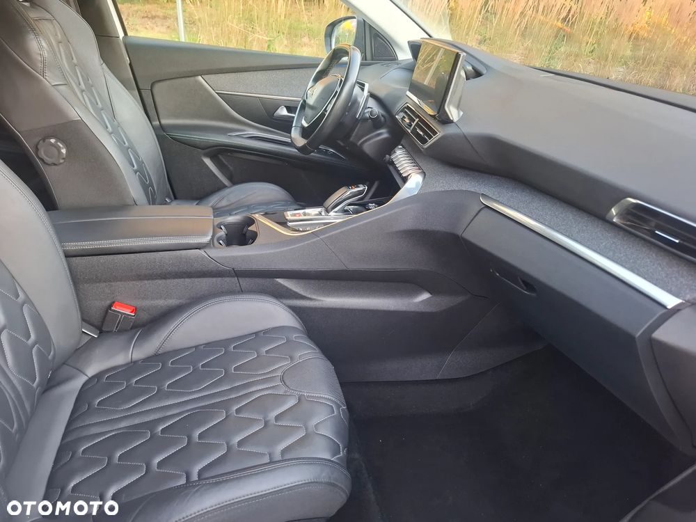 Peugeot 3008 1.6 PureTech Hybrid PHEV Allure Pack S&S EAT8 - 8