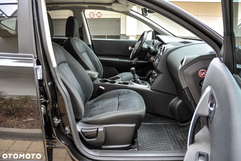 Nissan Qashqai - 11
