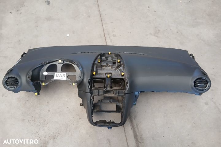 Plansa bord Opel Corsa D [2006 - 2011] Hatchback 5-usi 1.3 CDTi MT (7 - 1