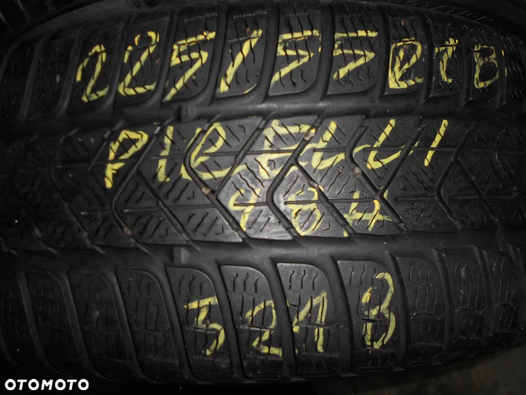 OPONY 225/55R18 PIRELLI WINTER SOTTOZERO 3 DOT 3019 - 3218 8MM - 3