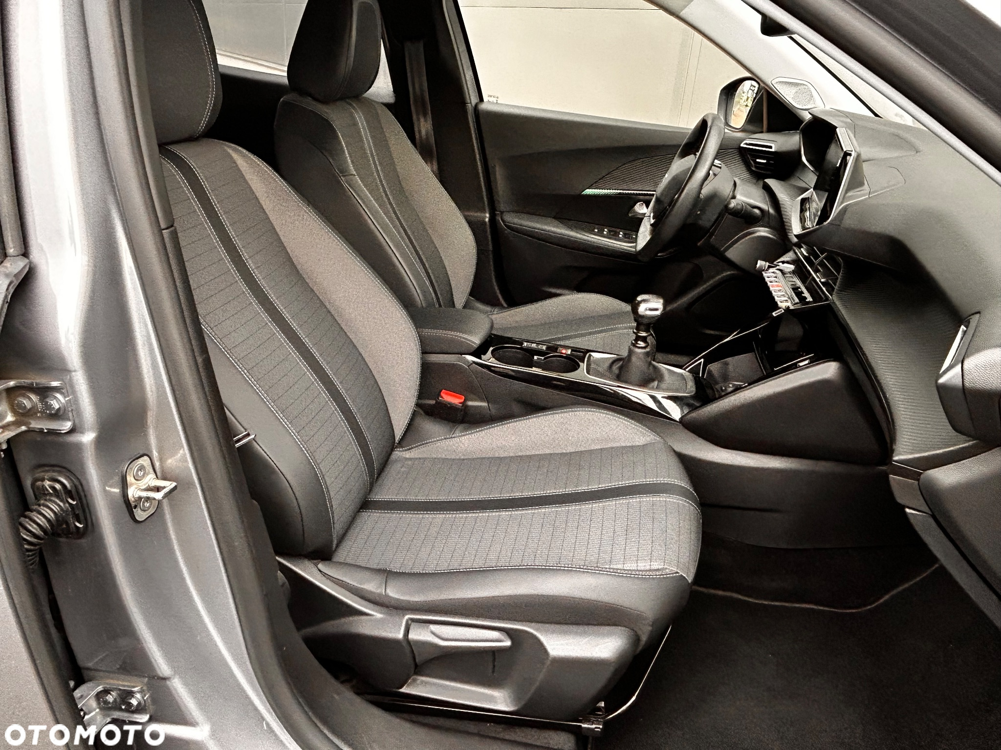 Peugeot 2008 - 28
