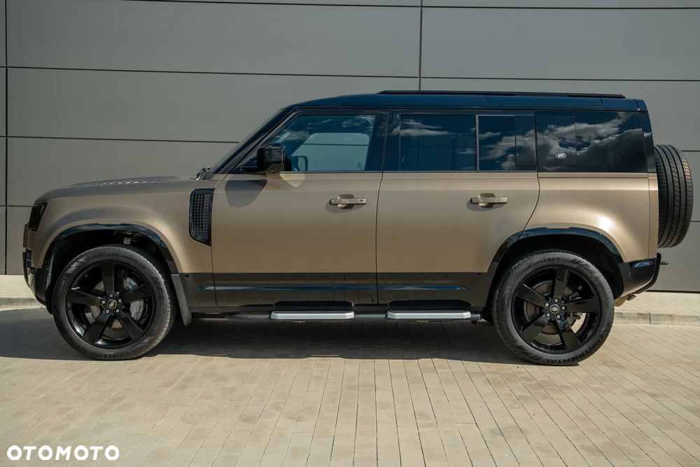 Land Rover Defender 3.0 D300 mHEV X-Dynamic HSE - 6