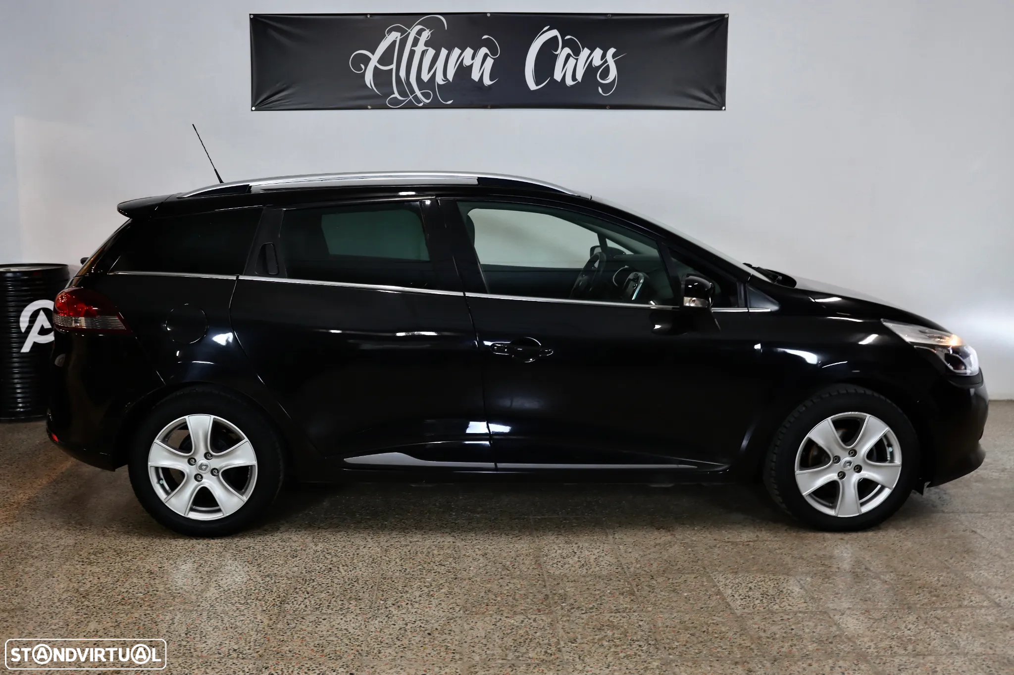 Renault Clio Sport Tourer Energy dCi 90 Start & Stop LIMITED - 8
