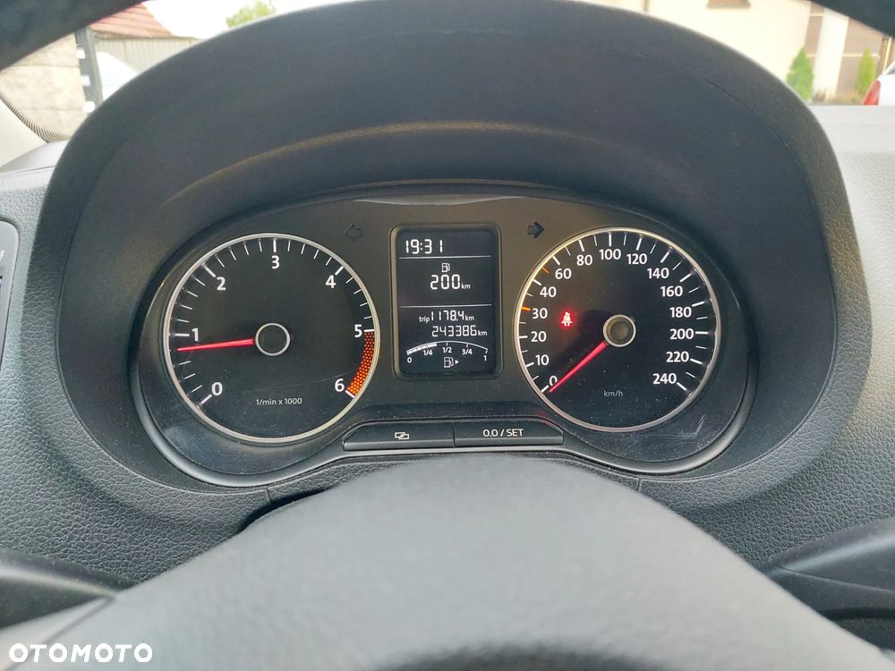 Volkswagen Polo 1.2 TDI Blue Motion - 9