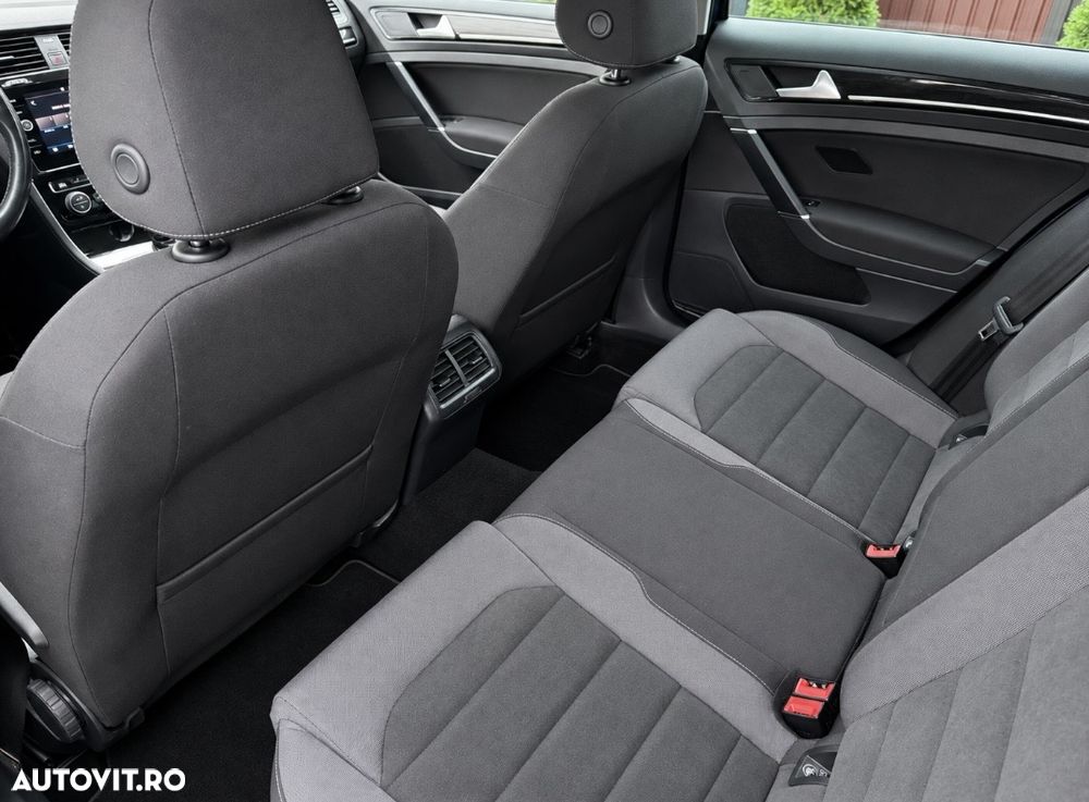 Volkswagen Golf 2.0 TDI (BlueMotion Technology) DSG Highline - 9