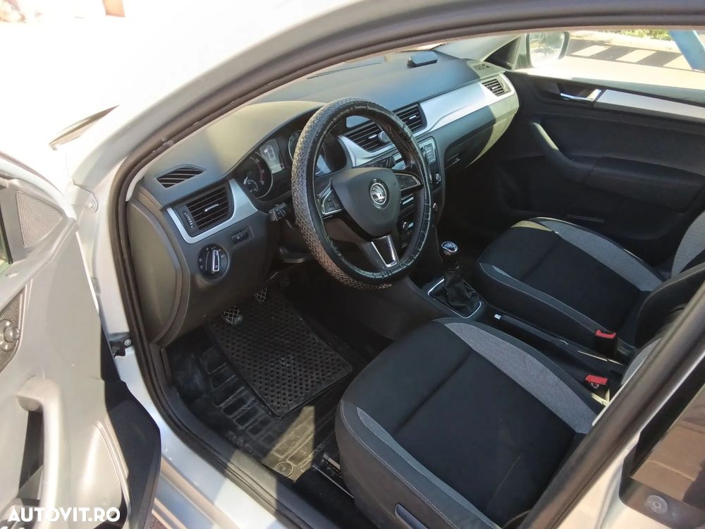 Skoda RAPID - 11