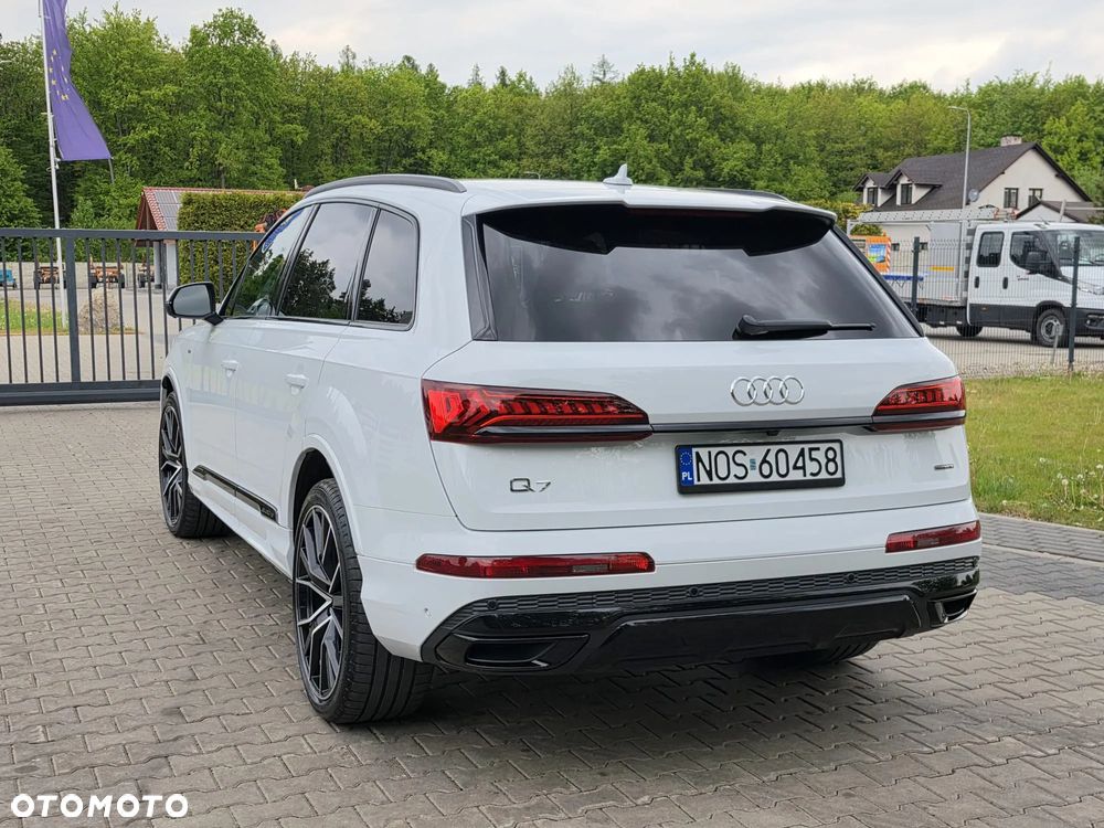 Audi Q7 - 15
