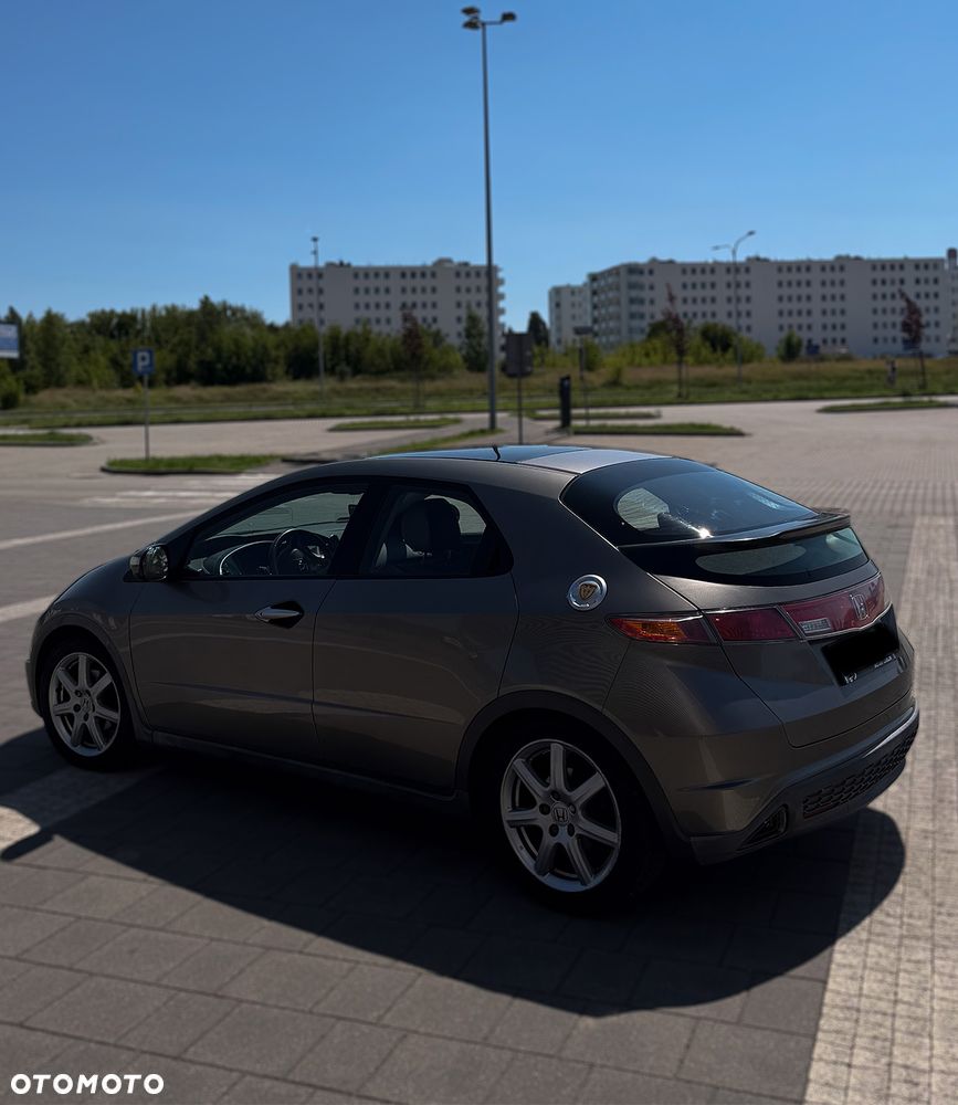 Honda Civic 1.8 Comfort - 6