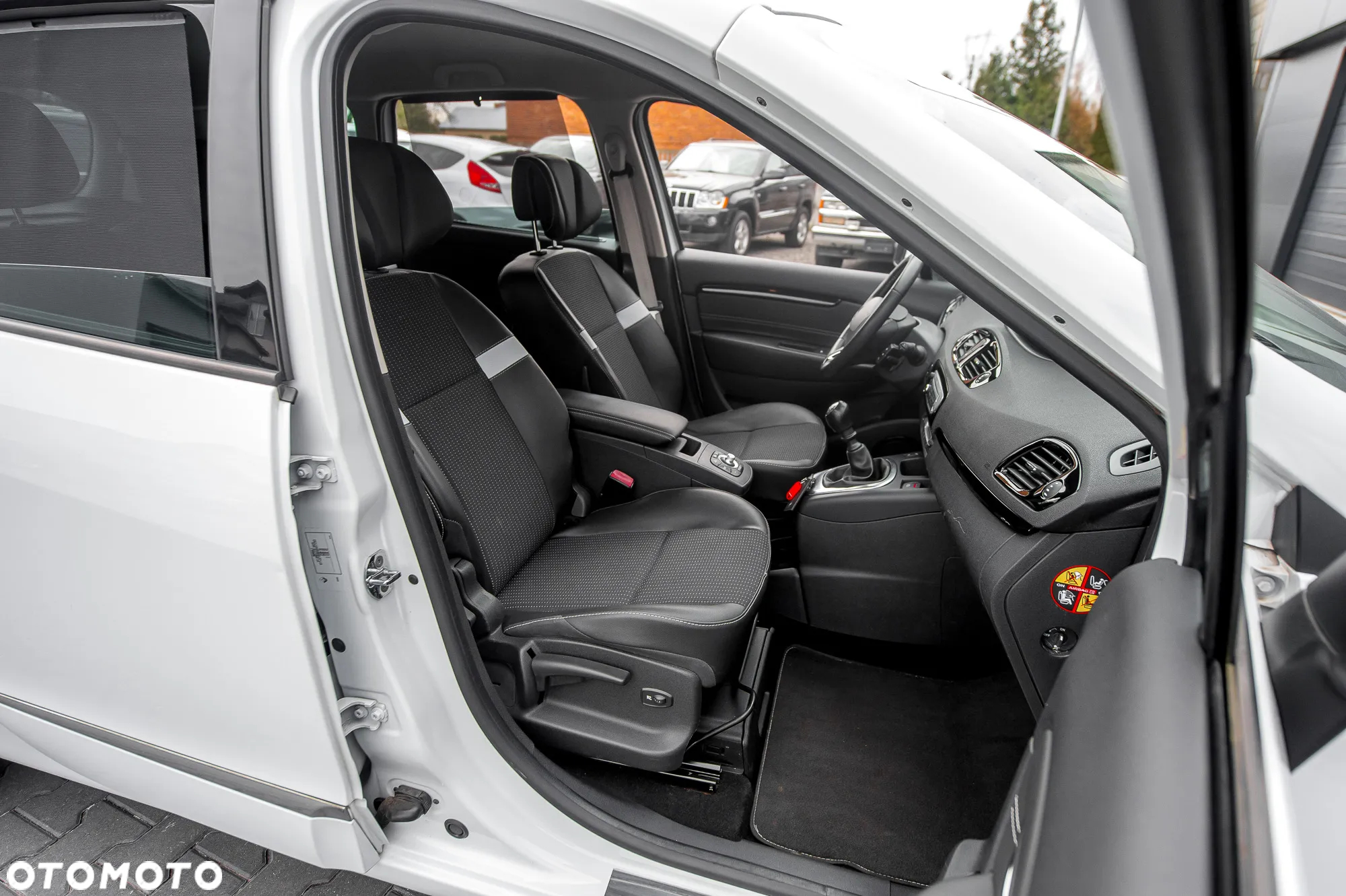 Renault Grand Scenic Gr 1.2 TCe Energy Bose Edition - 20