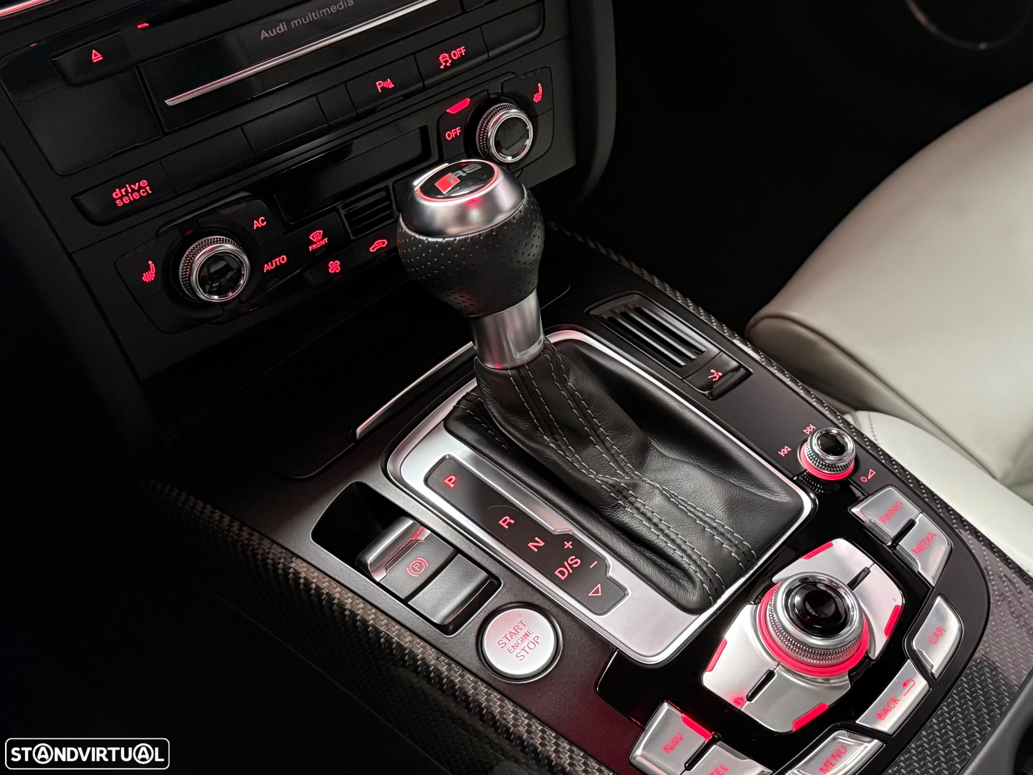 Audi RS5 4.2 FSi quattro S tronic Exclusive - 11