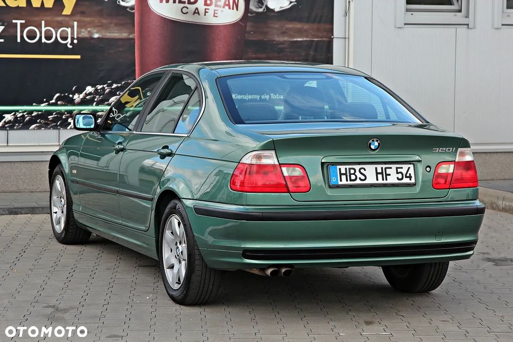 BMW Seria 3 - 17