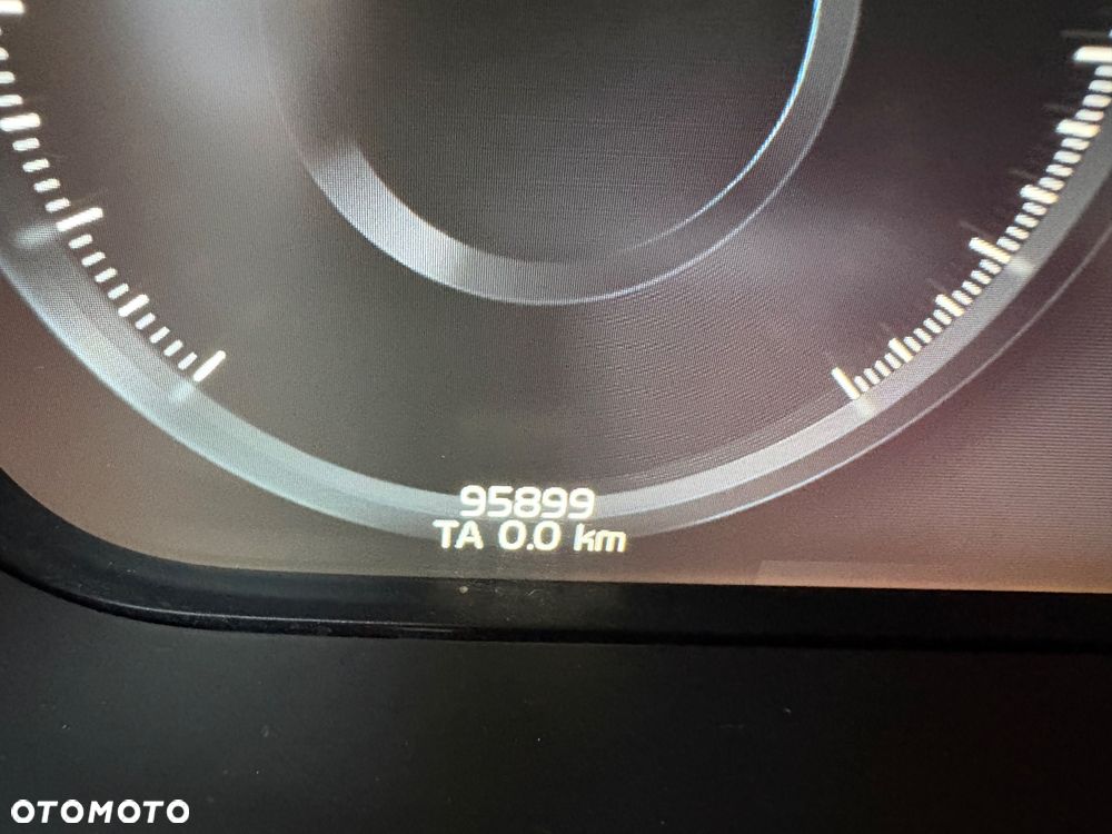 Volvo S90 D5 SCR AWD Inscription - 34