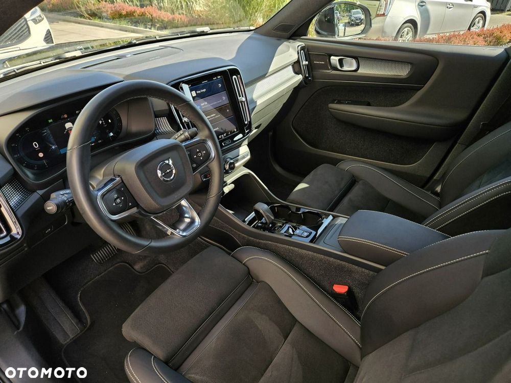 Volvo XC 40 B5 B AWD Ultimate Bright - 11