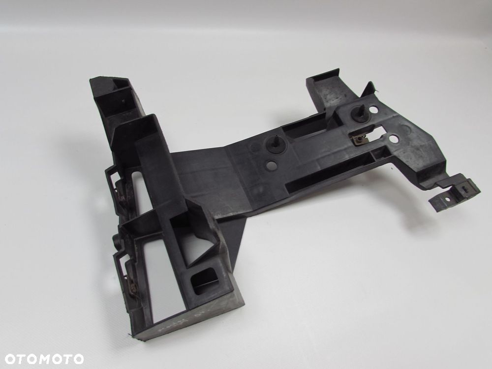 RENAULT MASTER II 98-04 SLIZG UCHWYT MOCOWANIE ZDERZAKA PRAWY TYL 7700352212 - 6