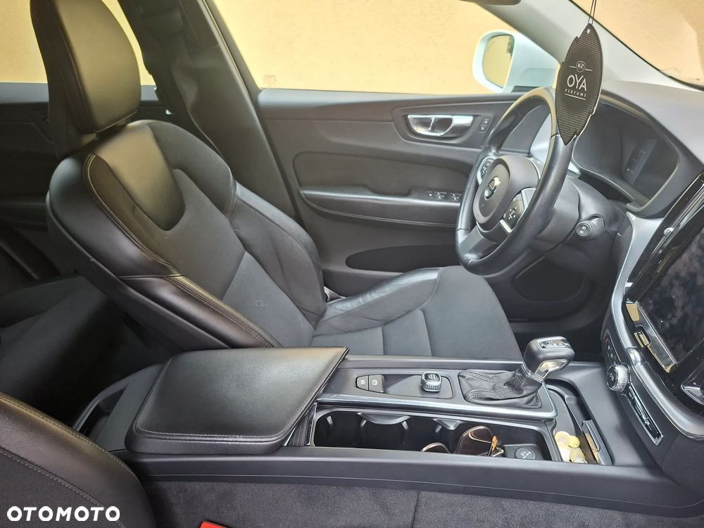 Volvo XC 60 D4 SCR Inscription - 18