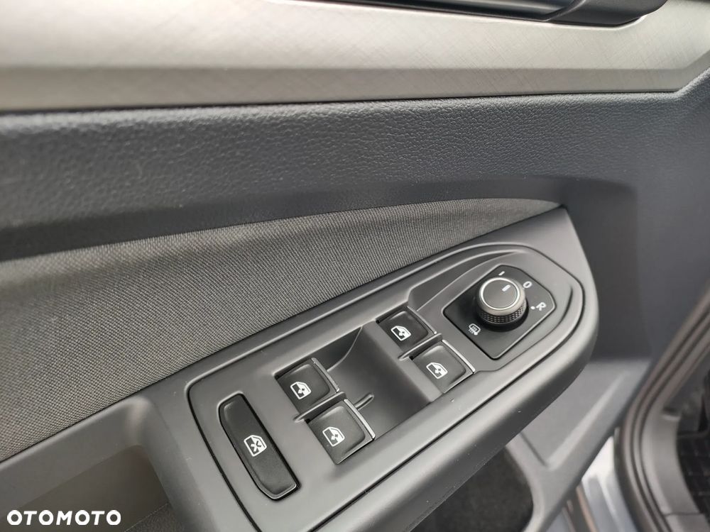 Volkswagen Golf 1.5 TSI EVO Life - 19