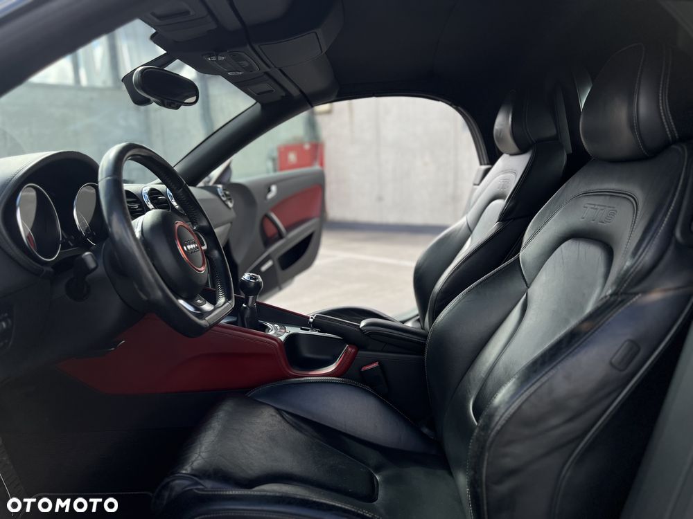 Audi TT Roadster - 12