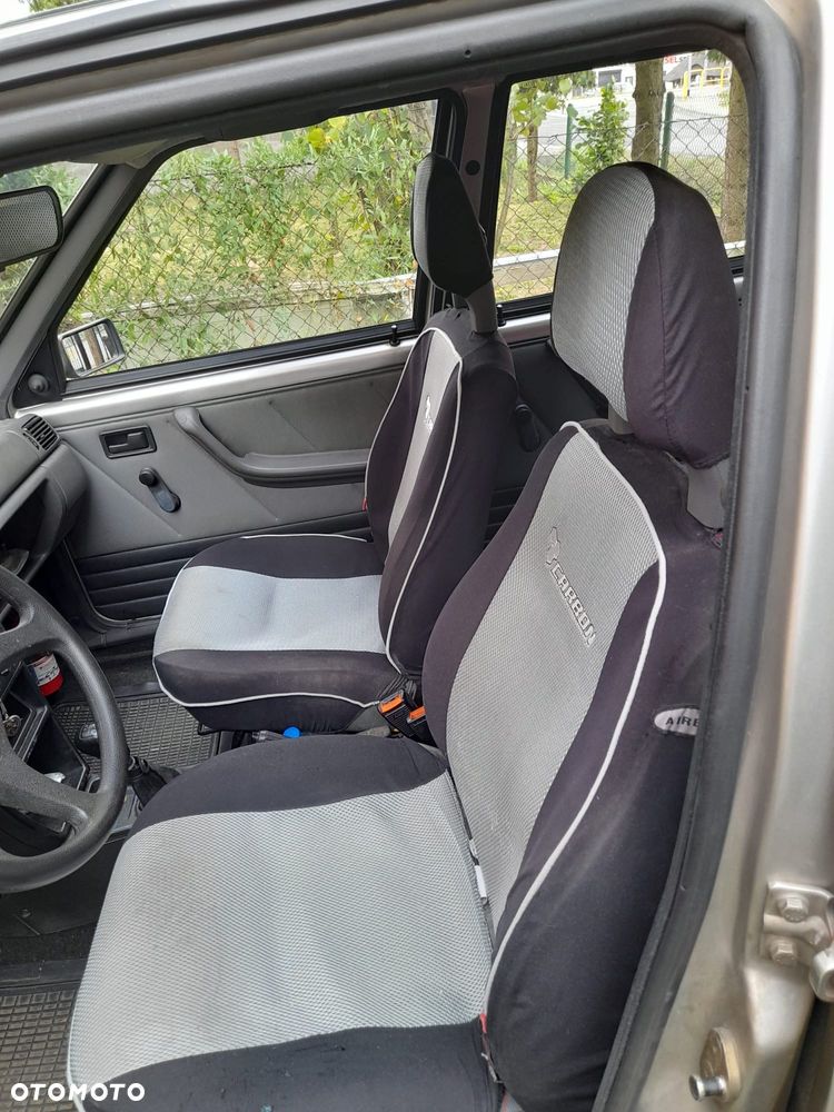 Fiat Uno 899 - 7