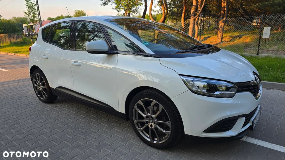 Renault Scenic ENERGY TCe 115 LIFE - 10