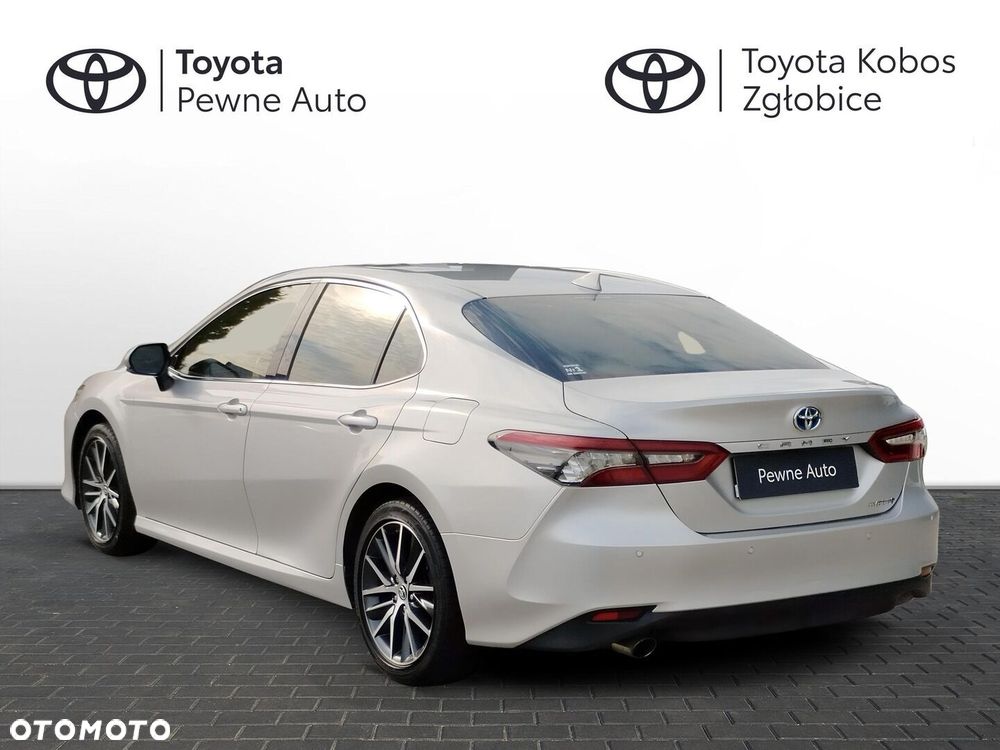 Toyota Camry 2.5 Hybrid Executive CVT - 6
