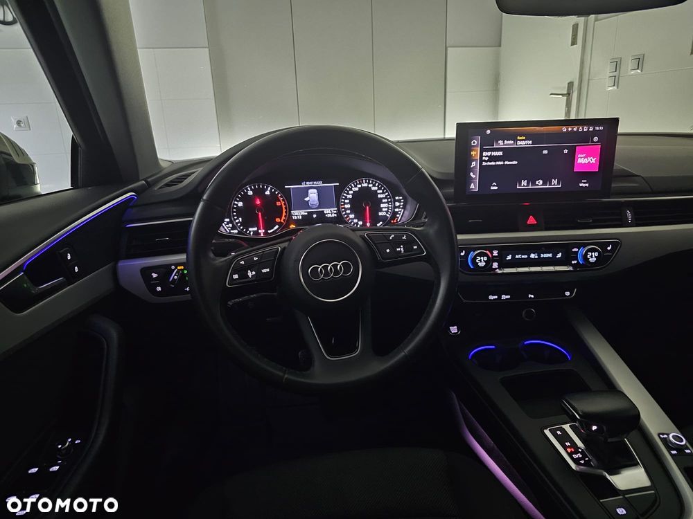 Audi A4 Avant 35 TDI mHEV S tronic - 15