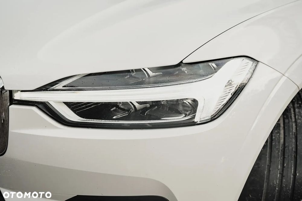 Volvo XC 60 T8 AWD Recharge Geartronic Inscription - 11