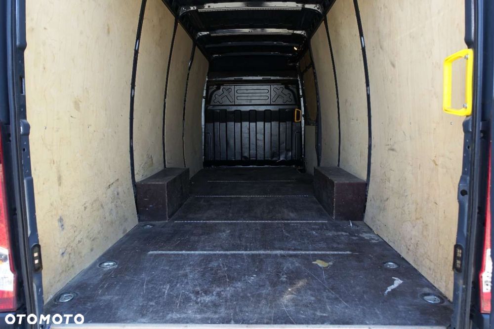 Iveco Daily 35S18 Hi-Matic - 7