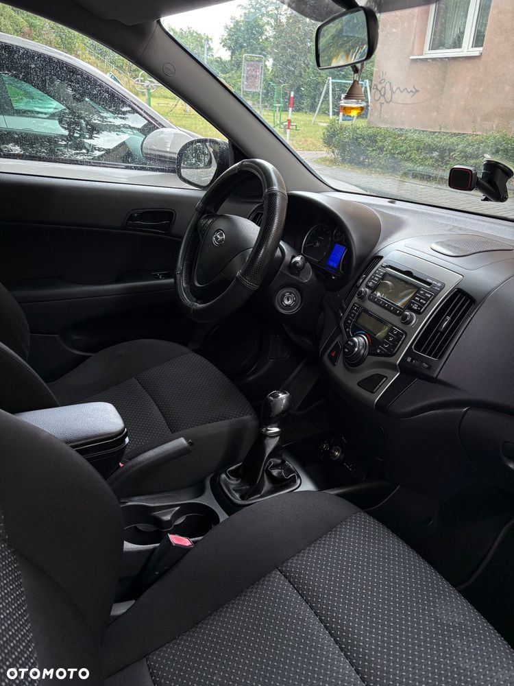 Hyundai i30 1.4 Blue Comfort - 9