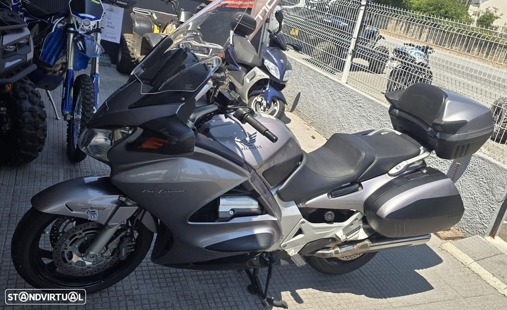 Honda Pan European - 3