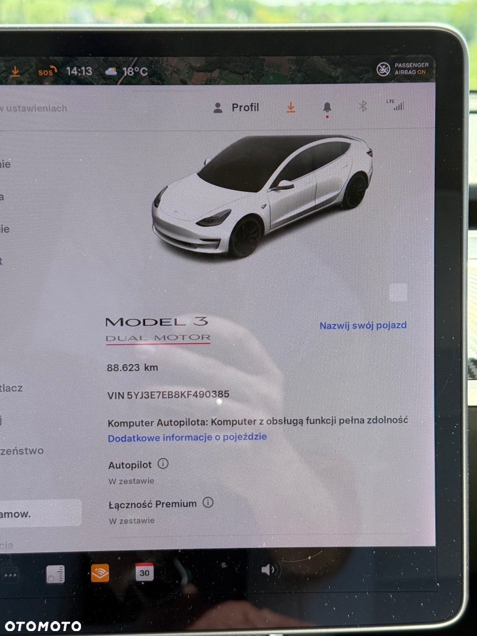 Tesla Model 3 - 10