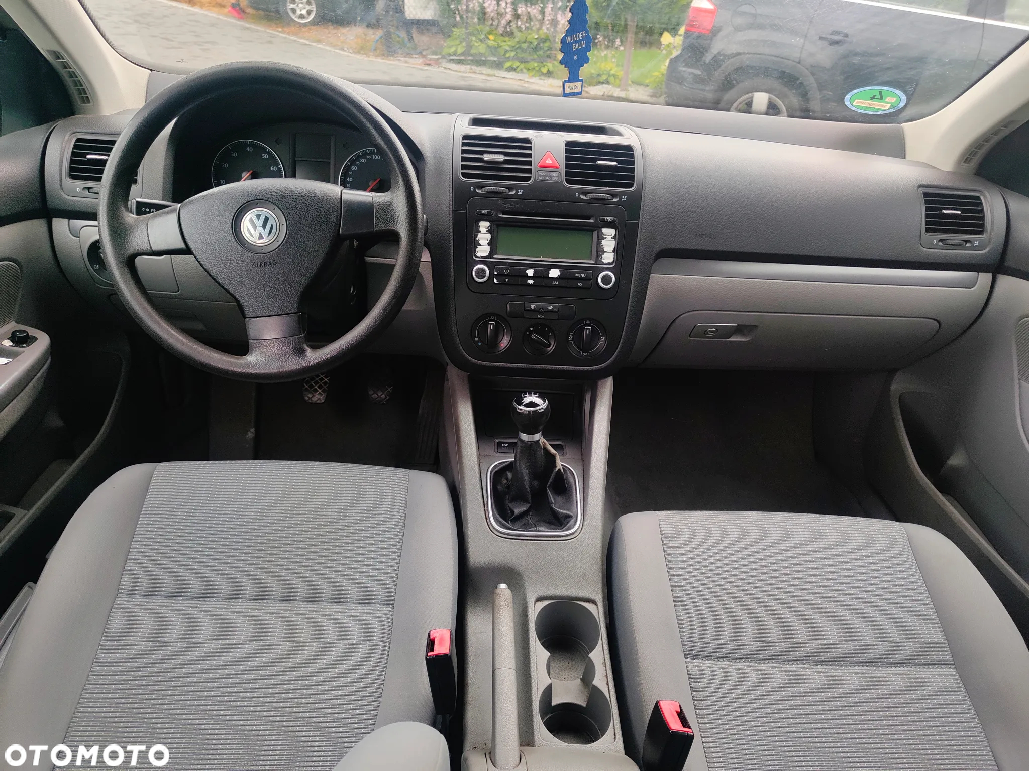Volkswagen Jetta 1.6 Trendline - 6