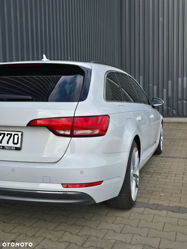 Audi A4 Avant 2.0 TDI DPF S line Sportpaket - 9