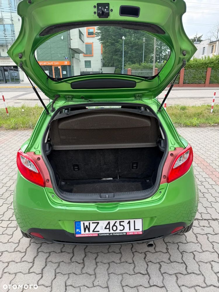 Mazda 2 - 4