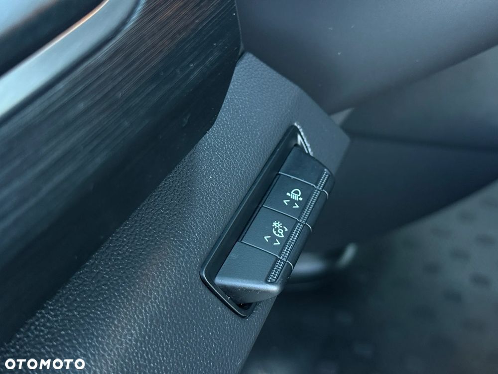 Renault Trafic 2.0 DCI 130KM / 2023 ROK Nowy Model / L1 H1 / Serwis ASO / Bezwypadkowy - 24