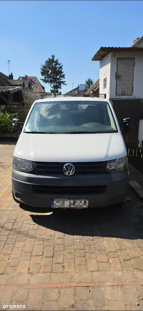Volkswagen Transporter - 1