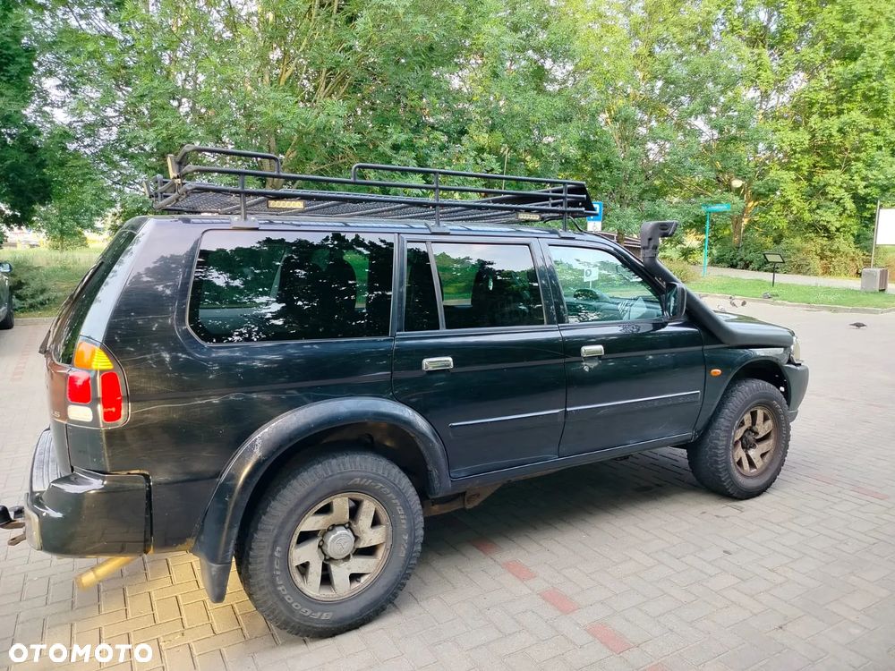 Mitsubishi Pajero Sport - 3